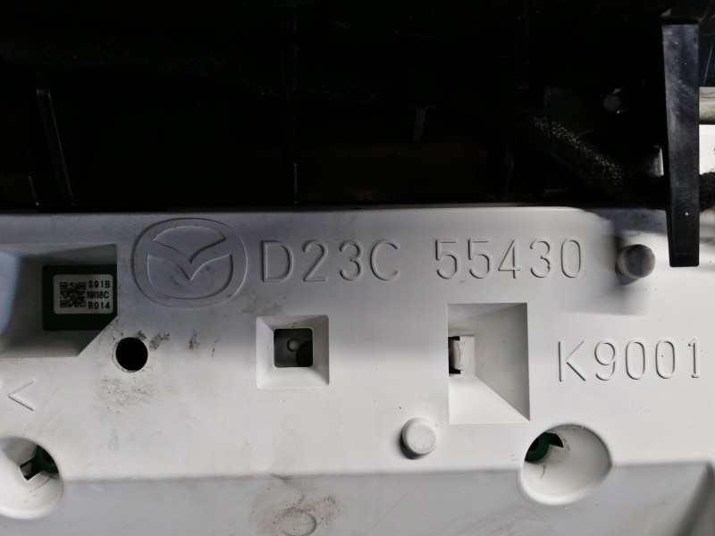 Recambio de cuadro instrumentos para mazda cx-3 evolution referencia OEM IAM D23C55430  