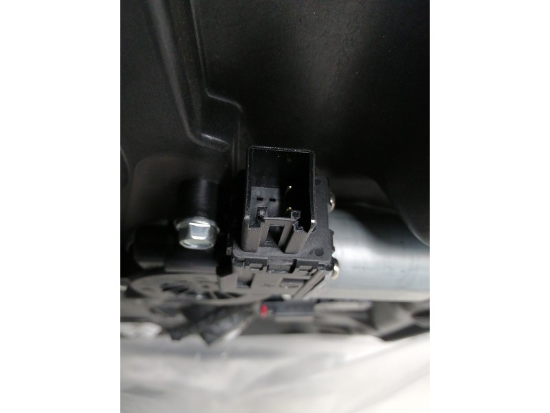 Recambio de elevalunas delantero derecho para mazda cx-3 evolution referencia OEM IAM DH0M5897XA  ELECTRICO 2 PINS