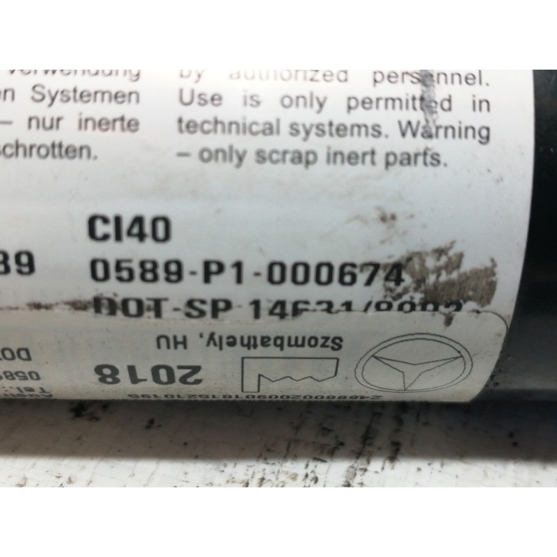 Recambio de amortiguadores capo para mercedes-benz clase gla (w156) gla 180 (156.942) referencia OEM IAM 0589P1000674  AMORTIGUA