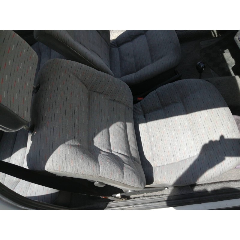 Recambio de asiento delantero derecho para volkswagen polo (867/871/873) cl coupe referencia OEM IAM   