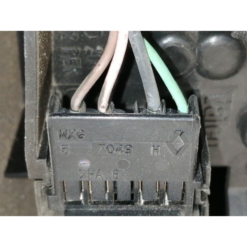 Recambio de piloto trasero izquierdo para renault laguna ii (bg0) authentique referencia OEM IAM   