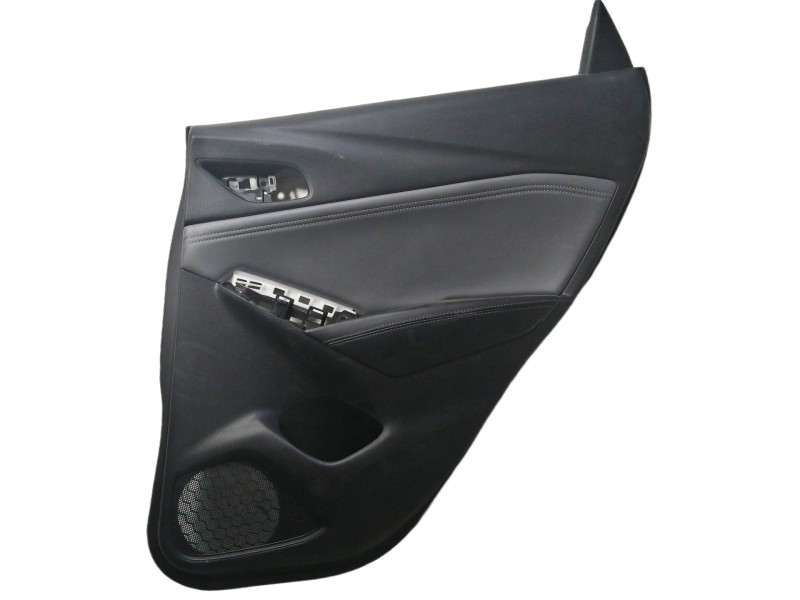 Recambio de guarnecido puerta trasera derecha para mazda cx-3 evolution referencia OEM IAM D10E68531 D24H68520C 