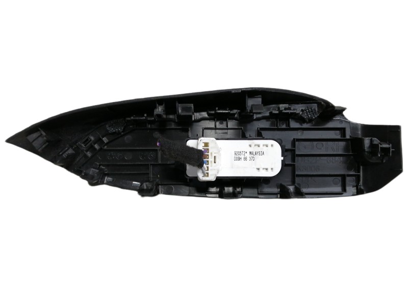 Recambio de mando elevalunas delantero derecho para mazda cx-3 evolution referencia OEM IAM D09H66370  
