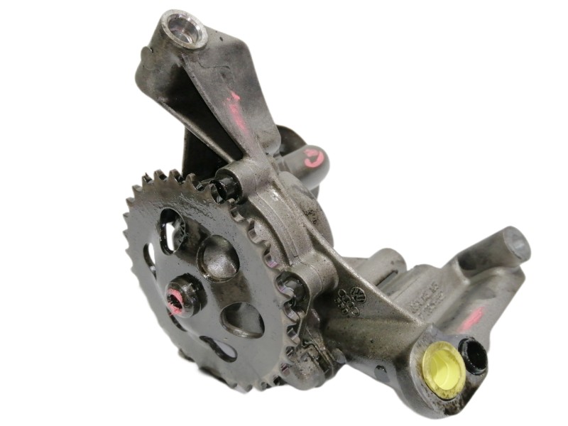 Recambio de bomba aceite para volkswagen passat variant (3b5) comfortline referencia OEM IAM 06A115105 670815552 