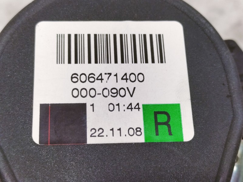 Recambio de cinturon seguridad trasero derecho para volkswagen golf vi (5k1) advance referencia OEM IAM 1K6857806AA 000090V 