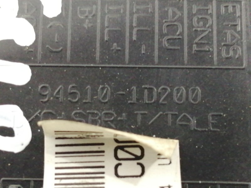 Recambio de pantalla multifuncion para kia carens (un) referencia OEM IAM 945101D000 945101D200 