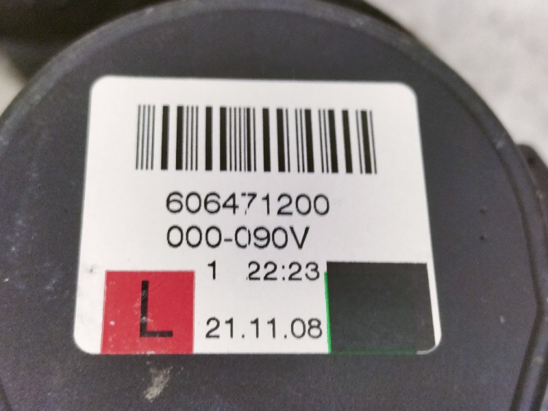 Recambio de cinturon seguridad trasero izquierdo para volkswagen golf vi (5k1) advance referencia OEM IAM 1K6857805N 000090V 