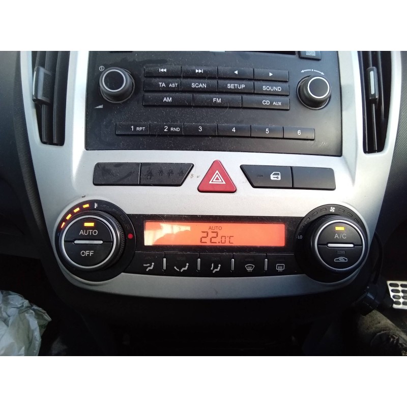 Recambio de mando calefaccion / aire acondicionado para kia pro_cee´d emotion referencia OEM IAM   