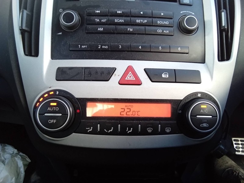 Recambio de mando calefaccion / aire acondicionado para kia pro_cee´d emotion referencia OEM IAM   