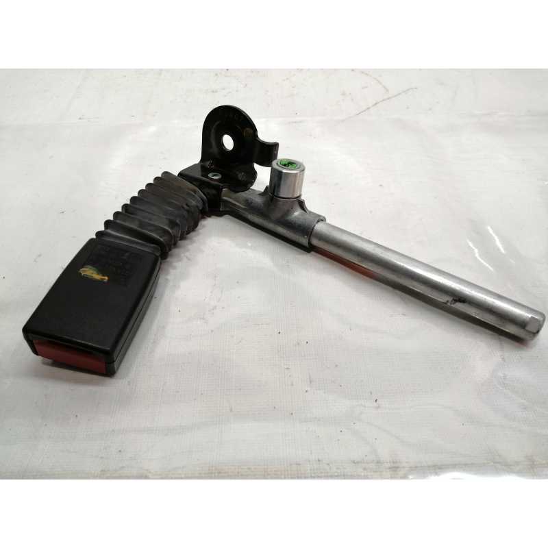 Recambio de enganche cinturon trasero derecho para mercedes-benz clase c (w203) sportcoupe c 220 cdi (203.706) referencia OEM IA
