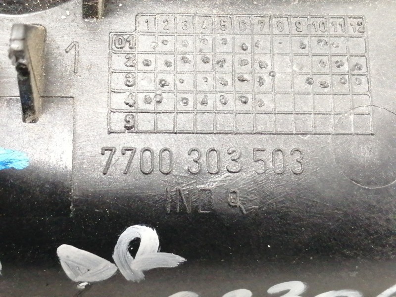 Recambio de maneta interior lateral derecha para renault kangoo (f/kc0) alize referencia OEM IAM 7700303503 C2089A2 