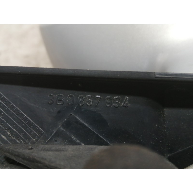 Recambio de retrovisor derecho para volkswagen passat berlina (3b2) comfortline referencia OEM IAM 3B0857934  