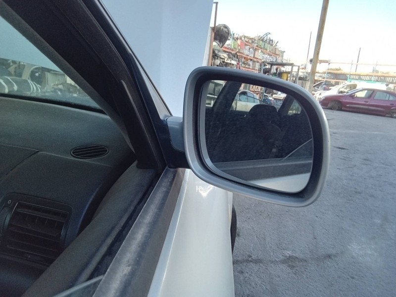Recambio de retrovisor derecho para volkswagen passat berlina (3b2) comfortline referencia OEM IAM 3B0857934  