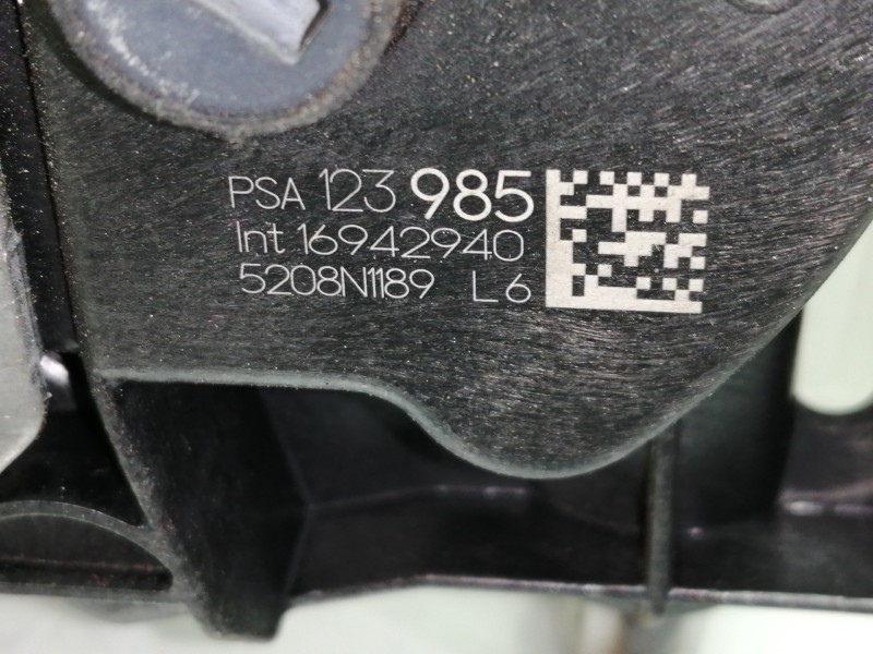 Recambio de cerradura puerta trasera izquierda para citroën c3 feel referencia OEM IAM 123985 16942940 ELECTRICO / 5208N1189