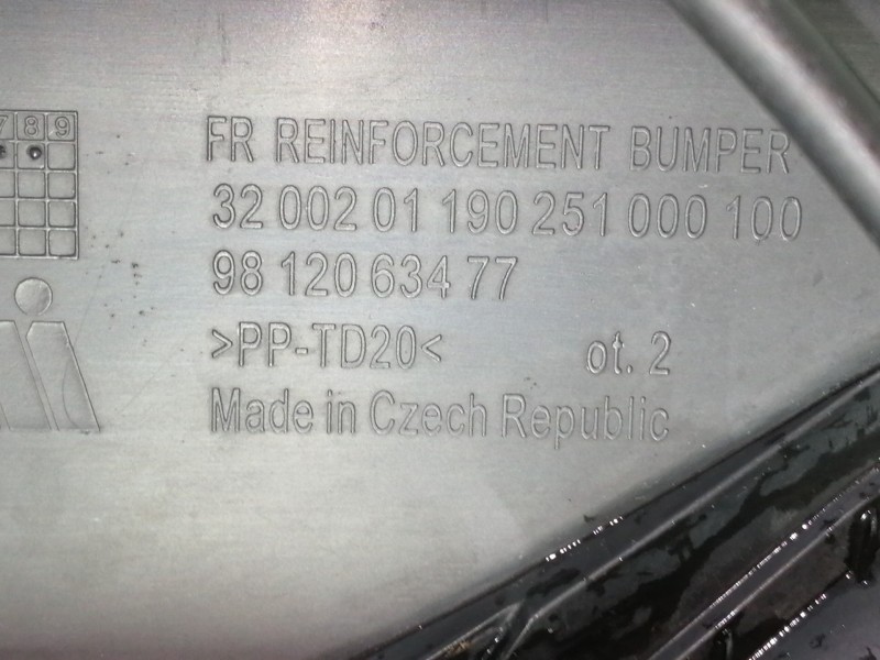 Recambio de rejilla delantera para citroën c3 feel referencia OEM IAM 9812063477  