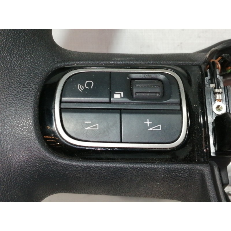 Recambio de volante para citroën c3 feel referencia OEM IAM 98164325ZD 5175588E 34228596E