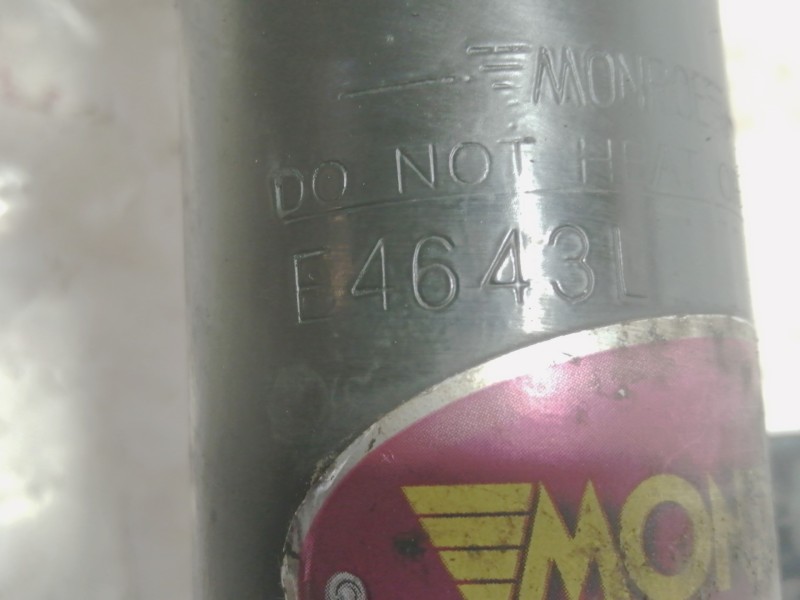 Recambio de amortiguador delantero izquierdo para volvo v50 familiar 2.0 diesel cat referencia OEM IAM E4643L  