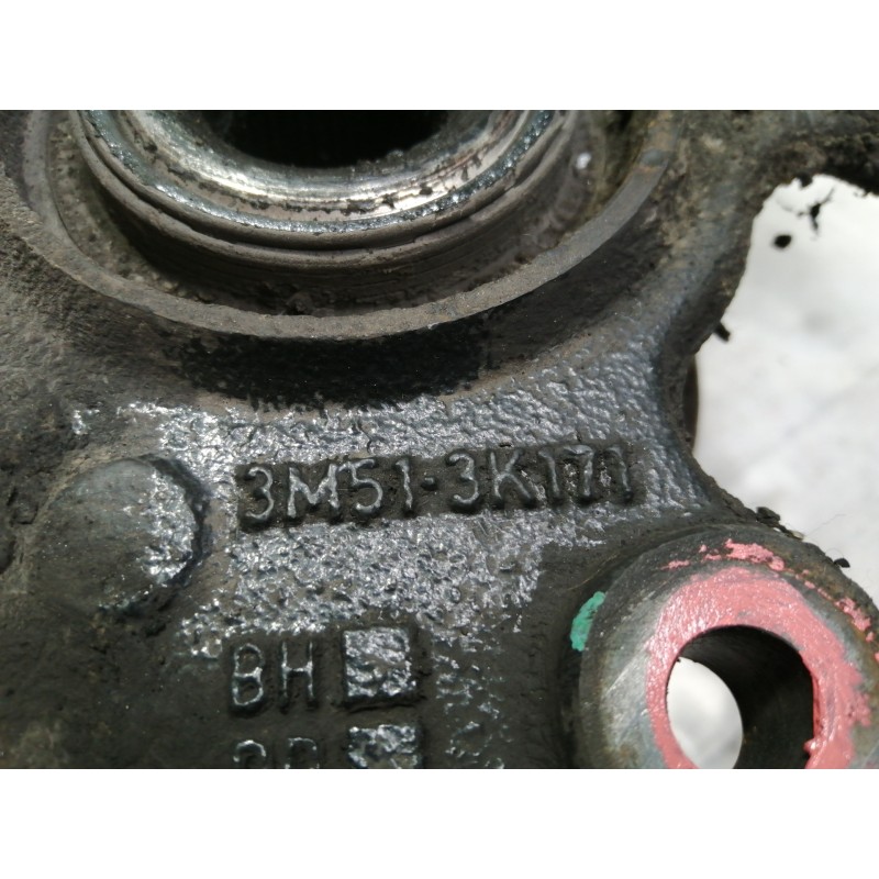 Recambio de mangueta delantera izquierda para volvo v50 familiar 2.0 diesel cat referencia OEM IAM 3M513K171  