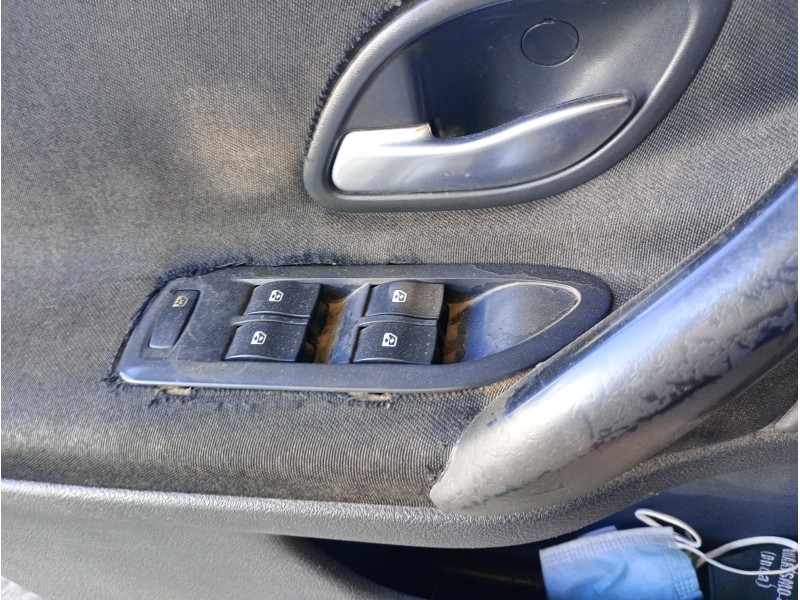 Recambio de mando elevalunas delantero izquierdo para renault laguna ii (bg0) confort dynamique referencia OEM IAM   