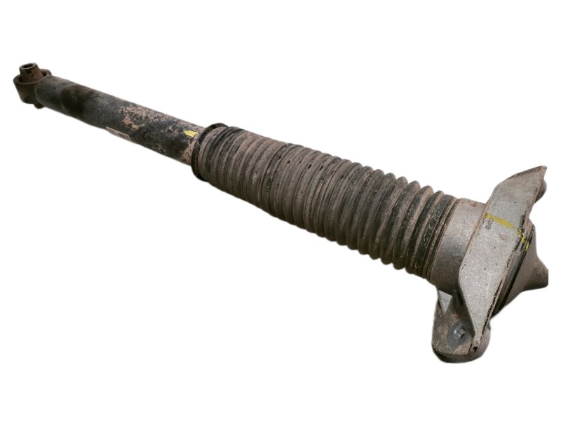 Recambio de amortiguador trasero derecho para kia sportage business 2wd referencia OEM IAM 55300F1520 S19J2923481 