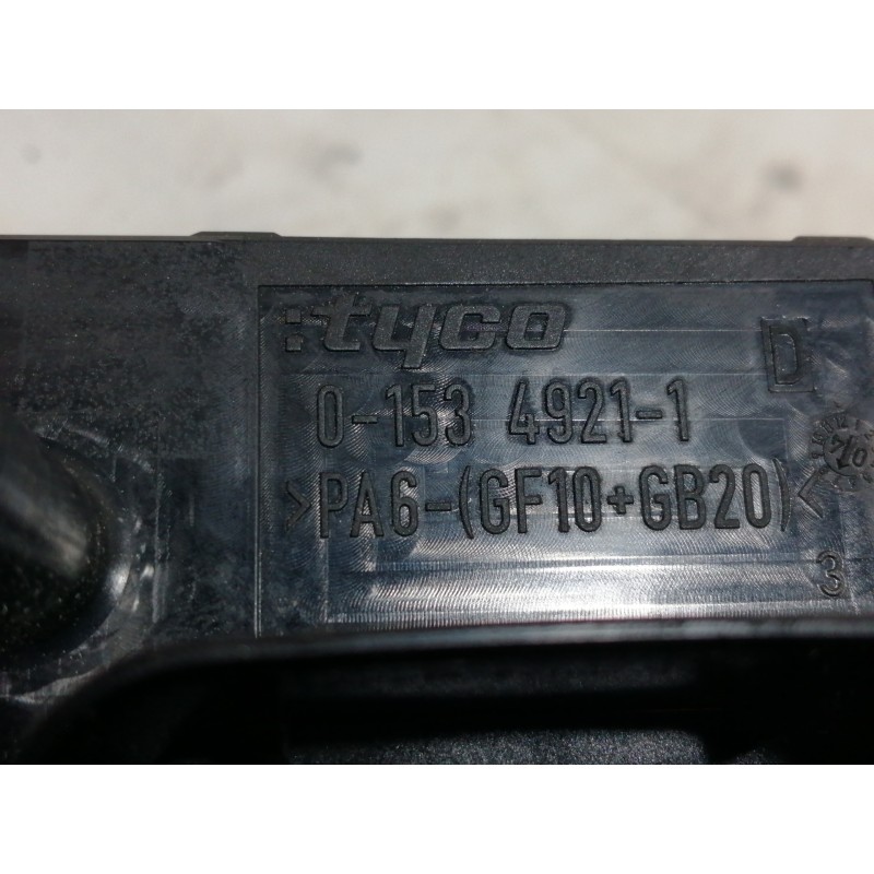 Recambio de caja reles / fusibles para opel astra h berlina cosmo referencia OEM IAM 5DK00866827 015349211 / 1534937 743381