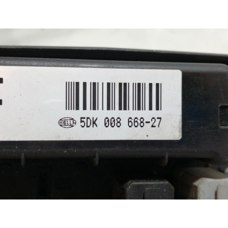 Recambio de caja reles / fusibles para opel astra h berlina cosmo referencia OEM IAM 5DK00866827 015349211 / 1534937 743381