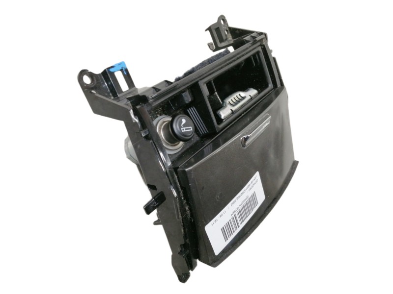 Recambio de cenicero para lexus is200 (ds2/is2) 220d referencia OEM IAM 1A421032G  