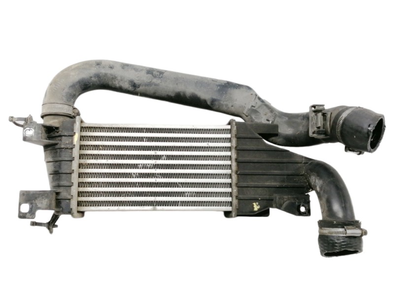 Recambio de intercooler para opel astra h berlina cosmo referencia OEM IAM 13128926  