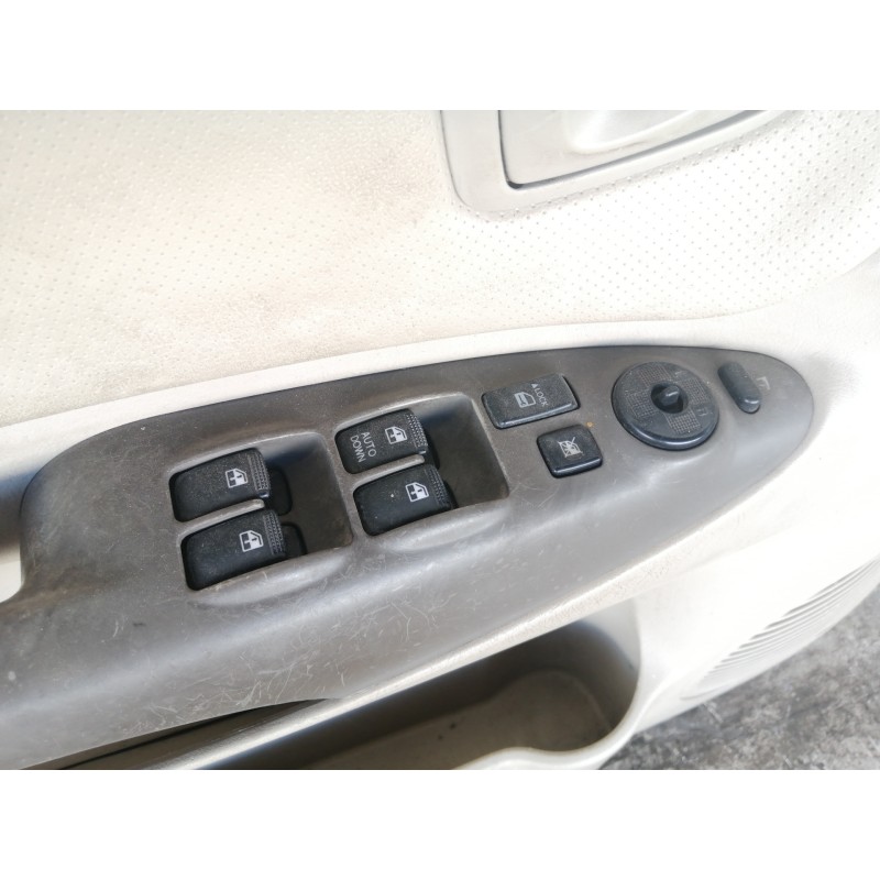 Recambio de puerta delantera izquierda para hyundai tucson (jm) 2.0 crdi comfort referencia OEM IAM COMPLETA  