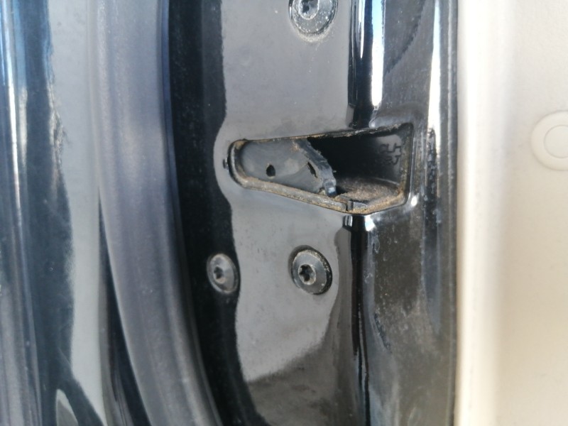 Recambio de puerta delantera izquierda para hyundai tucson (jm) 2.0 crdi comfort referencia OEM IAM COMPLETA  