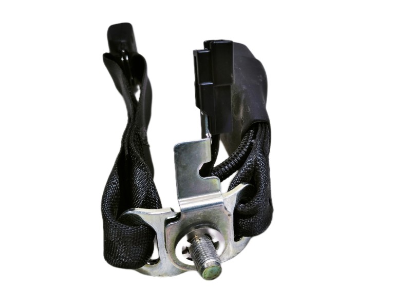 Recambio de enganche cinturon trasero derecho para toyota yaris active referencia OEM IAM G068302  