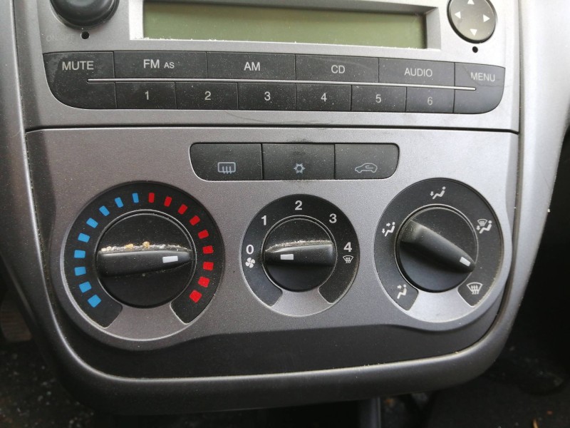 Recambio de mando calefaccion / aire acondicionado para fiat punto (199) pop referencia OEM IAM   