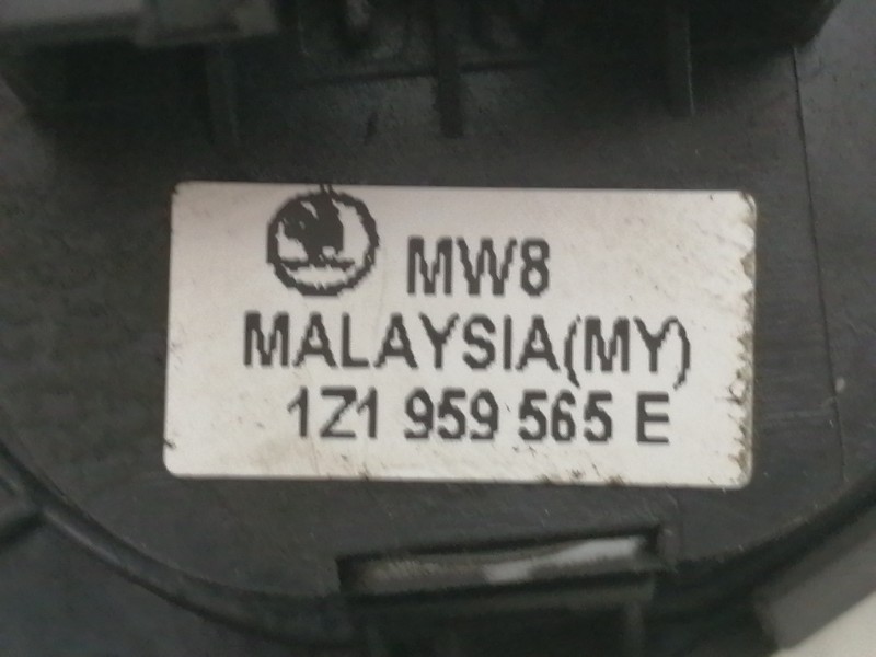 Recambio de mando retrovisor para skoda octavia berlina (1z3) ambition referencia OEM IAM 1Z1959565E  