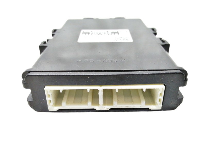 Recambio de modulo electronico para toyota yaris active referencia OEM IAM 896900D120 MB1028502090 