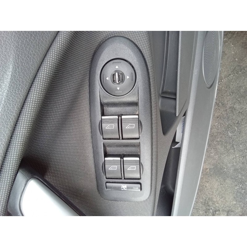 Recambio de mando elevalunas delantero izquierdo para ford kuga (cbv) titanium referencia OEM IAM 8M5T14A132AC 8M5T14A132 3S0031