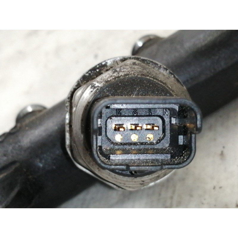 Recambio de rampa inyectora para hyundai tucson (jm) 2.0 crdi comfort referencia OEM IAM 9681649580  