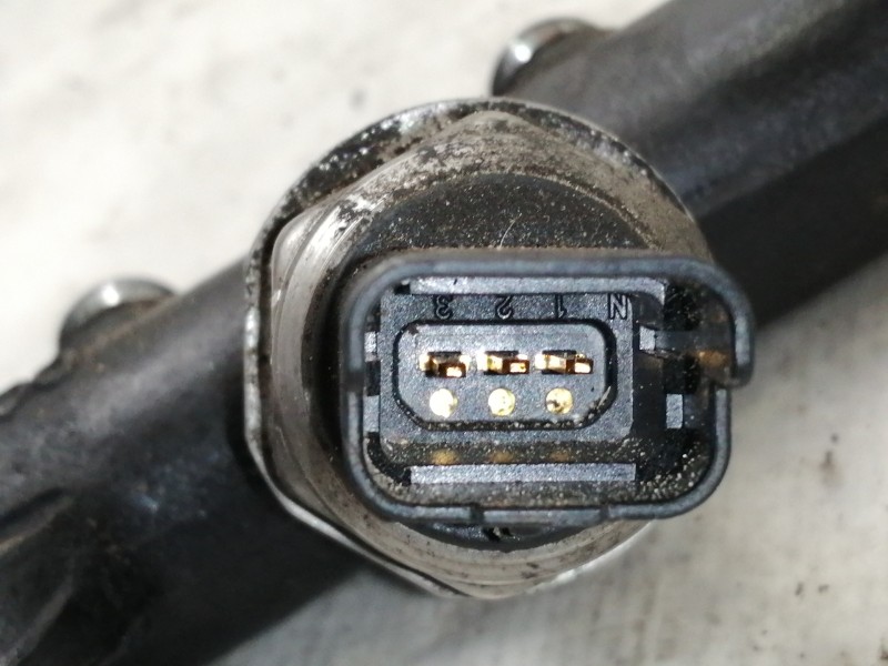 Recambio de rampa inyectora para hyundai tucson (jm) 2.0 crdi comfort referencia OEM IAM 9681649580  