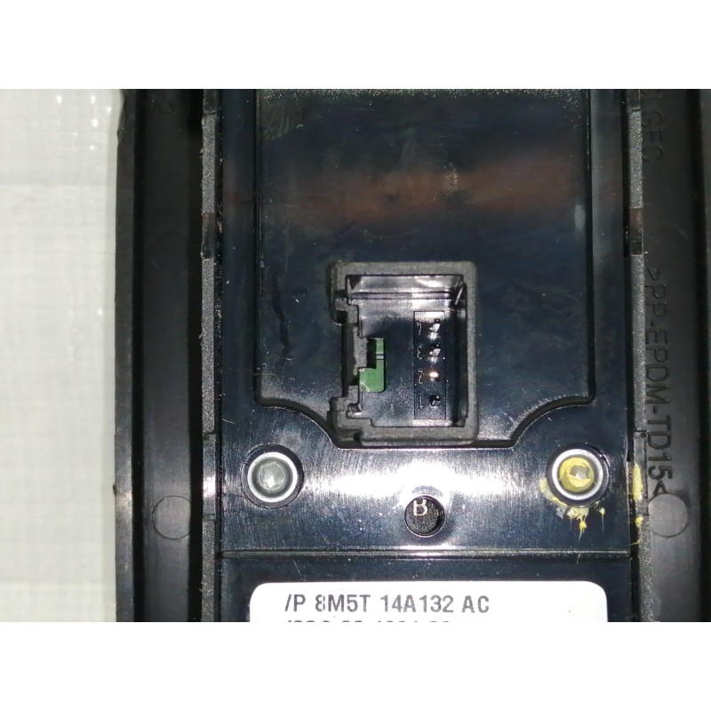 Recambio de mando elevalunas delantero izquierdo para ford kuga (cbv) titanium referencia OEM IAM 8M5T14A132AC 8M5T14A132 3S0031