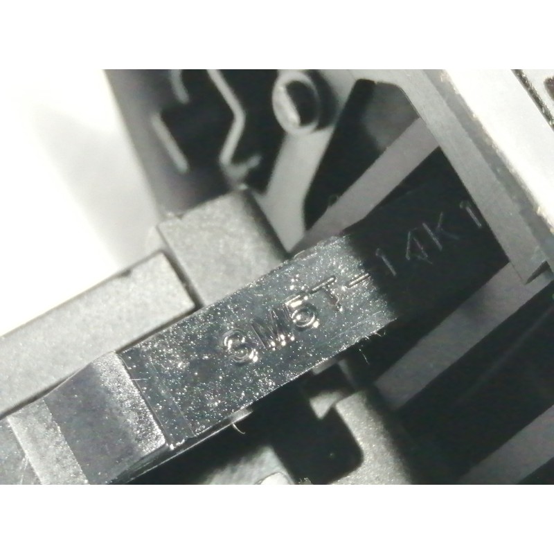 Recambio de mando multifuncion para ford kuga (cbv) titanium referencia OEM IAM 3M5T14K147BE 3M5T14K147BE 