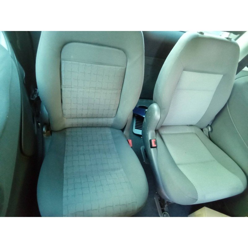 Recambio de asientos trasero derecho para seat alhambra (7v9) reference referencia OEM IAM TERCERAFILA  