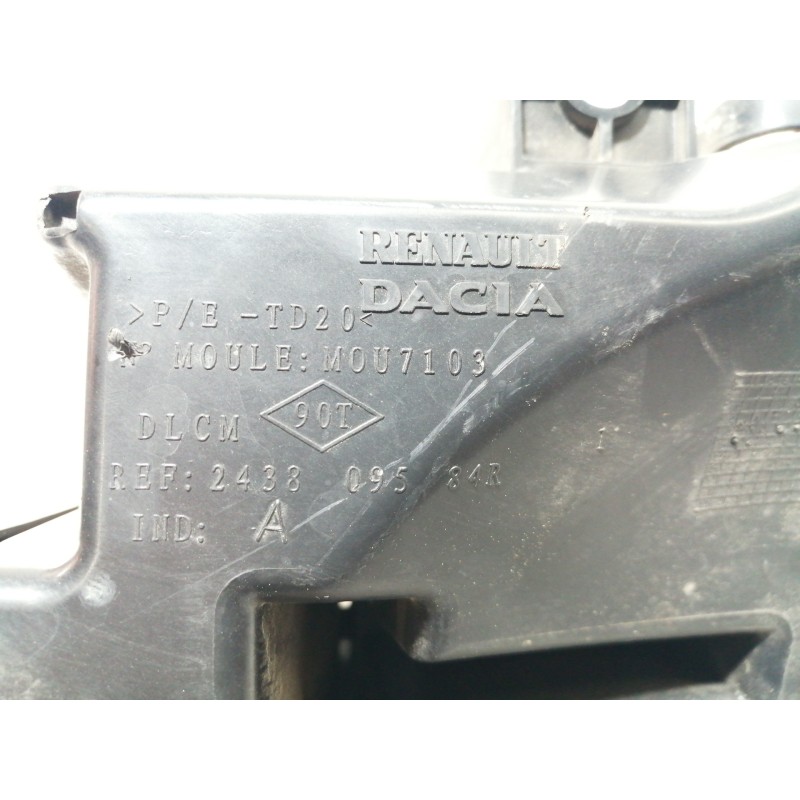 Recambio de caja reles / fusibles para dacia dokker express ambiance referencia OEM IAM 243809584R  