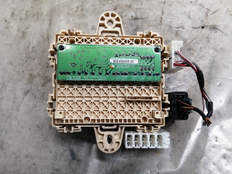 Recambio de modulo electronico para lexus rx 300(mcu35) luxury referencia OEM IAM   
