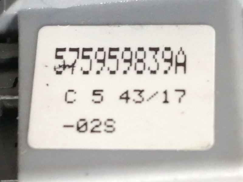 Recambio de moldura para seat arona style referencia OEM IAM 6F0863283A 6F0863283E 575959839A