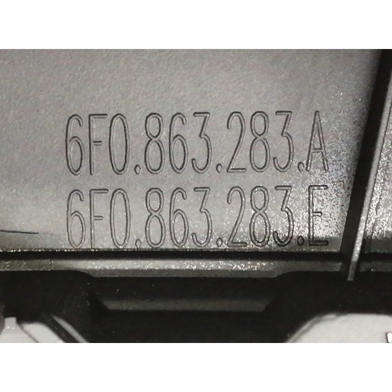 Recambio de moldura para seat arona style referencia OEM IAM 6F0863283A 6F0863283E 575959839A