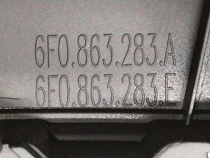 Recambio de moldura para seat arona style referencia OEM IAM 6F0863283A 6F0863283E 575959839A