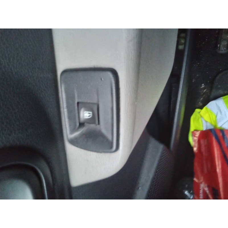 Recambio de mando elevalunas delantero derecho para dacia dokker express ambiance referencia OEM IAM   