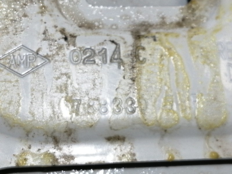 Recambio de tapa exterior combustible para dacia dokker express ambiance referencia OEM IAM 788330  