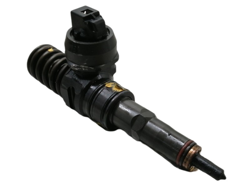 Recambio de inyector para volkswagen touareg (7la) tdi r5 referencia OEM IAM 070130073N  