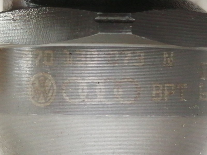 Recambio de inyector para volkswagen touareg (7la) tdi r5 referencia OEM IAM 070130073N  