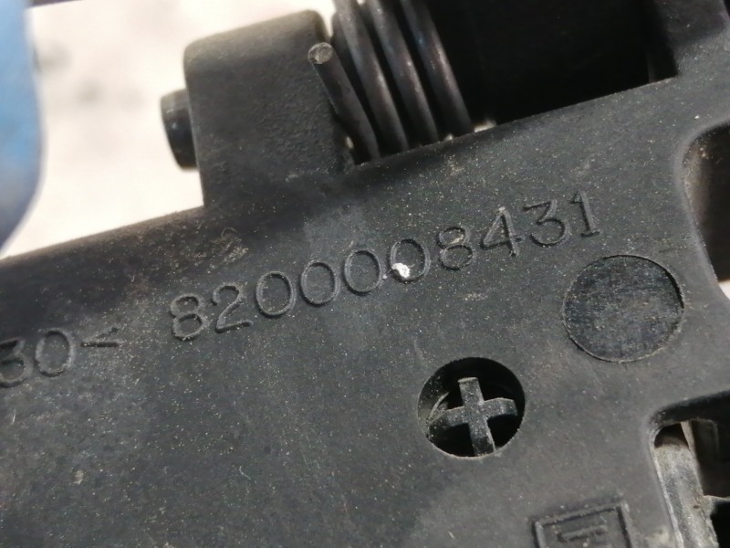 Recambio de cerradura puerta delantera derecha para renault laguna ii (bg0) authentique referencia OEM IAM 8200008431 8200008431